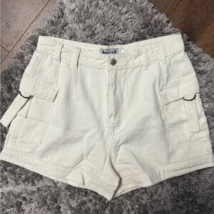 Women's Cream Cargo Shorts